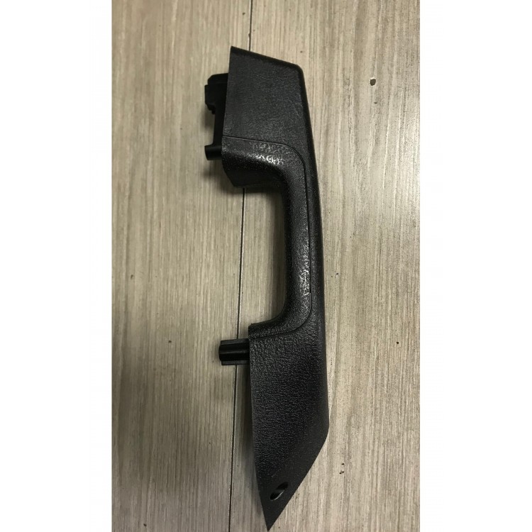 Tempra Tipo Arka Sağ Kapı İç Çekme Kolu Tempra Tipo Arka Sağ Kapı İç Çekme Kolu