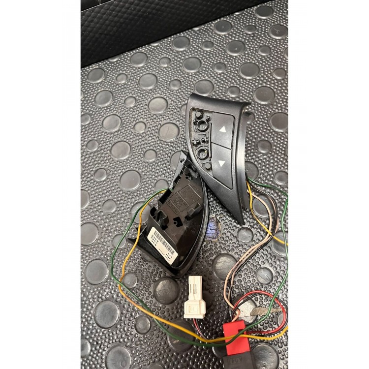 FAİT DİREKSİYON KUMANDA TUŞLARI 1 ADET TUŞ YERİ EKSİK