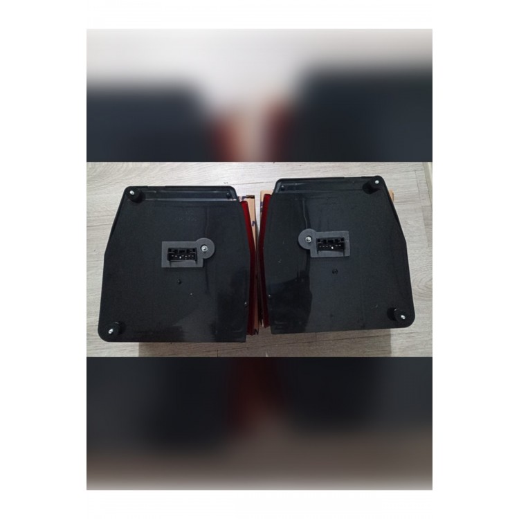 Uno Sağ Sol Stop Lambası Duylu Takım Huntron 9943221-9943222