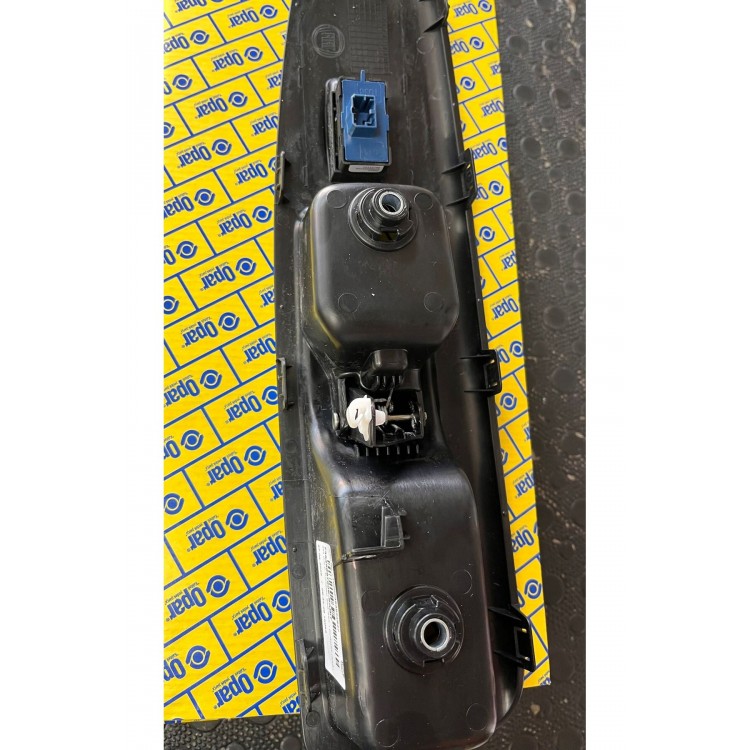 Doblo Cam Açma Düğmesi Ön Sağ 735498675 Doblo Cam Açma Düğmesi Ön Sağ 735498675
